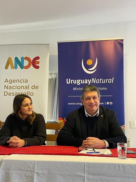 Director General Ignacio Curbelo participó de la jornada de capacitación celebrada en Lavalleja Director General Ignacio Curbelo participó de la jornada de capacitación celebrada en Lavalleja