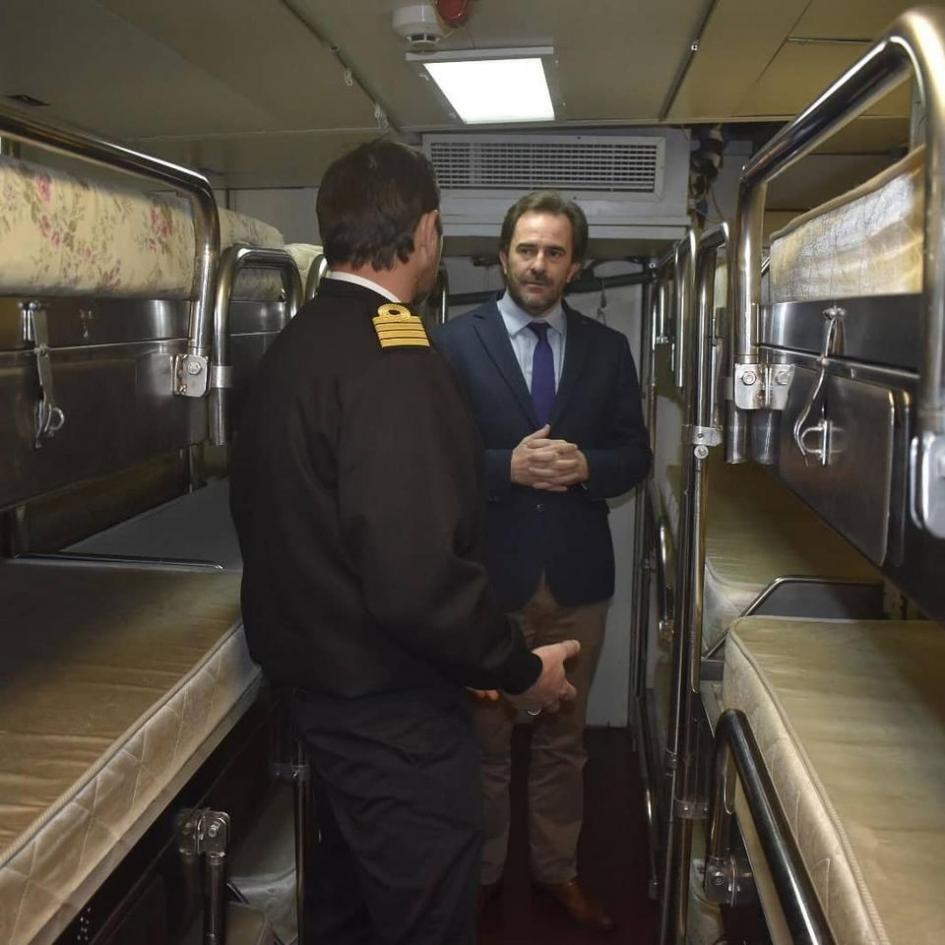 Visita del ministro Germán Cardoso al Buque Escuela Capitán Miranda (7) Visita del ministro Germán Cardoso al Buque Escuela Capitán Miranda (7)