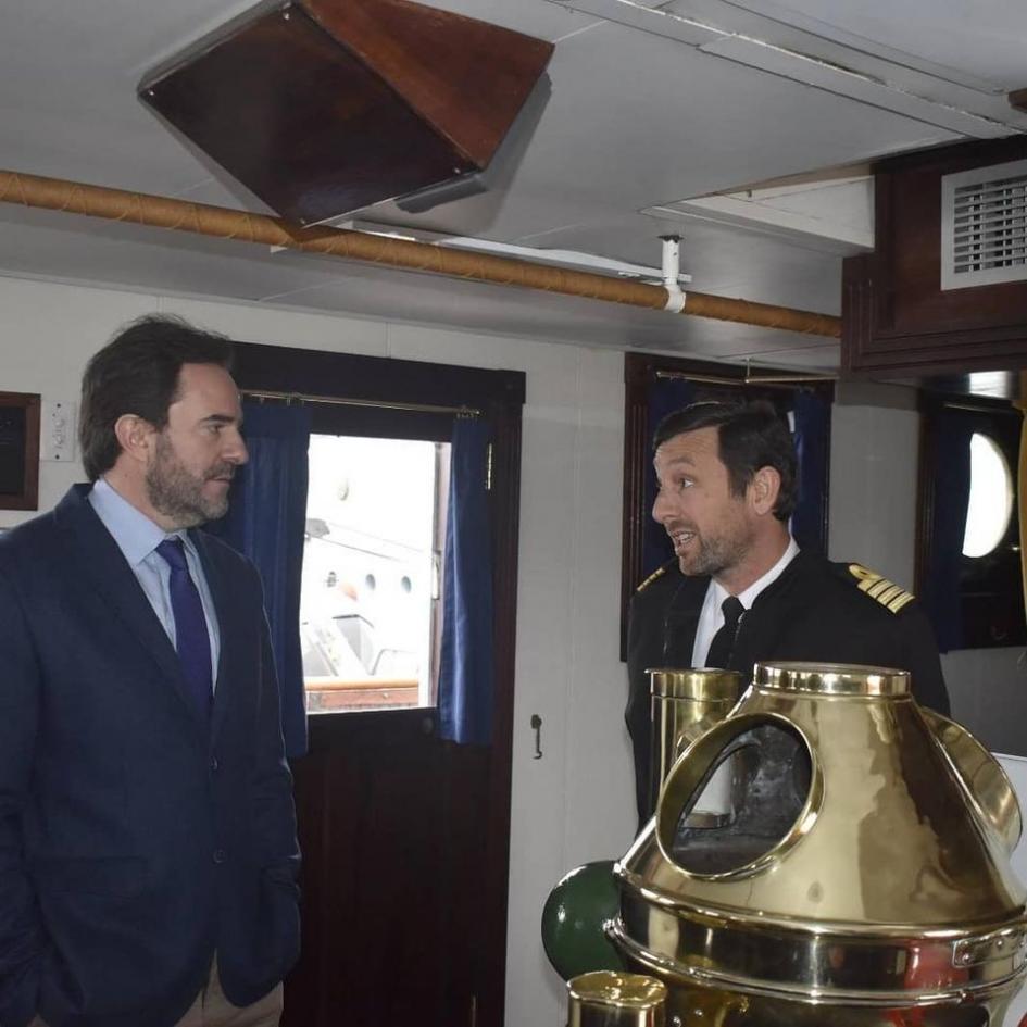 Visita del ministro Germán Cardoso al Buque Escuela Capitán Miranda (5) Visita del ministro Germán Cardoso al Buque Escuela Capitán Miranda (5)
