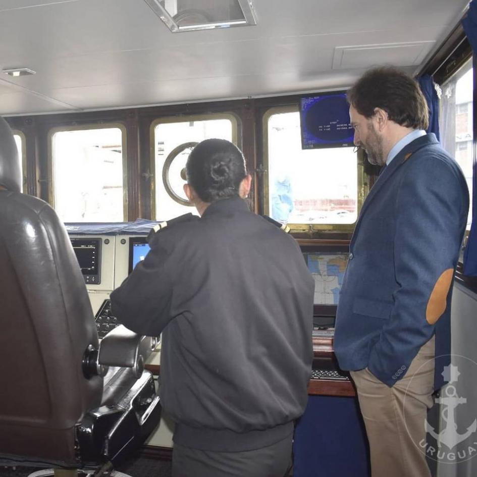 Visita del ministro Germán Cardoso al Buque Escuela Capitán Miranda (9) Visita del ministro Germán Cardoso al Buque Escuela Capitán Miranda (9)
