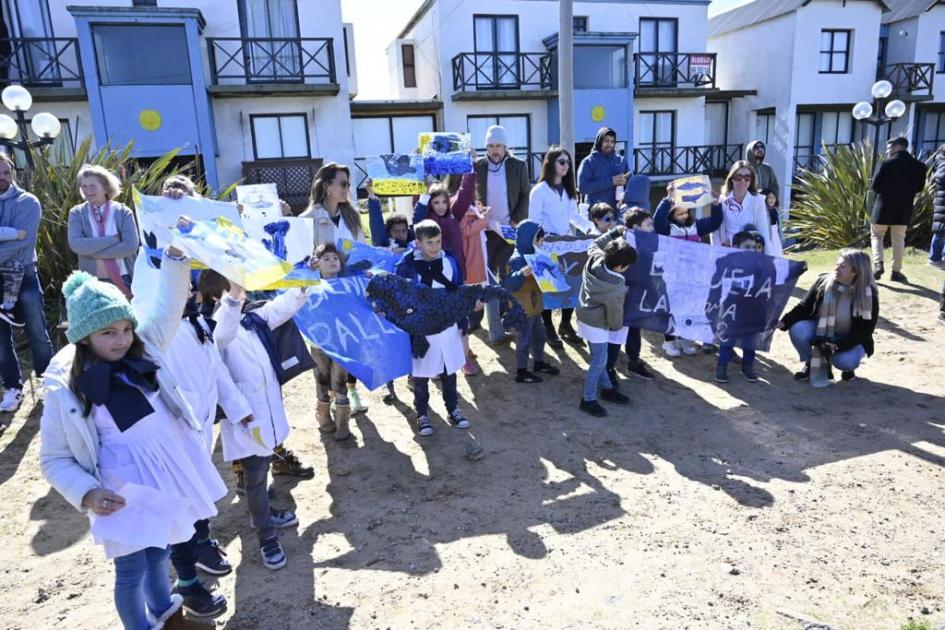 Grupo de escolares de la Escuela 56 de La Paloma Grupo de escolares de la Escuela 56 de La Paloma