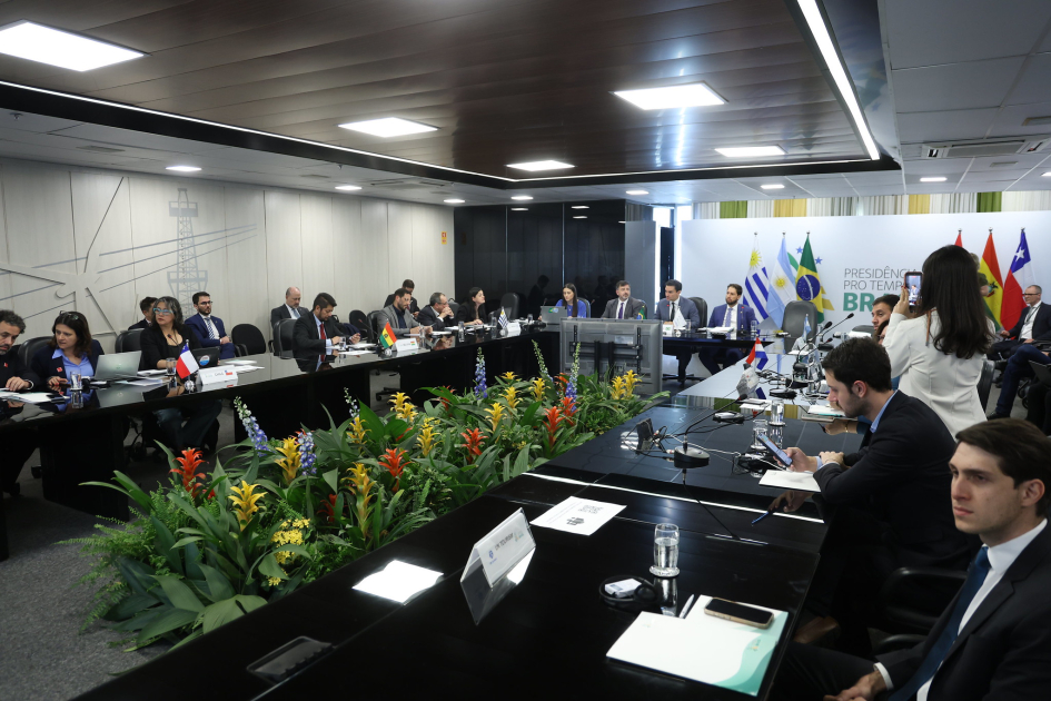 XXXIII Reunión de Ministros de Turismo XXXIII Reunión de Ministros de Turismo