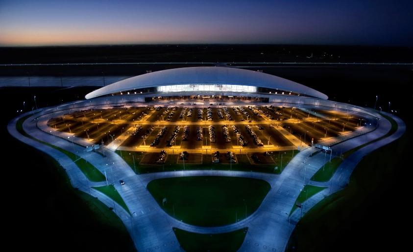 Aeropuerto Internacional Gral. Cesáreo L. Berisso