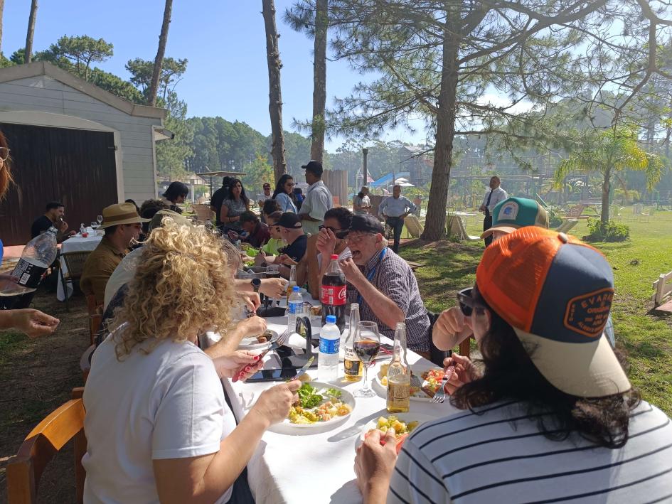 Almuerzo en Complejo Turístico Chuy, Barra del Chuy, Rocha