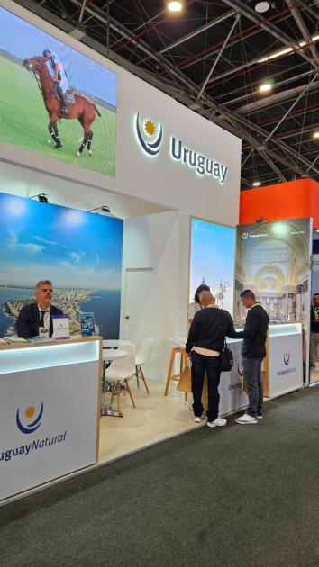 Uruguay se presentó en Vitrina Turística ANATO 2024