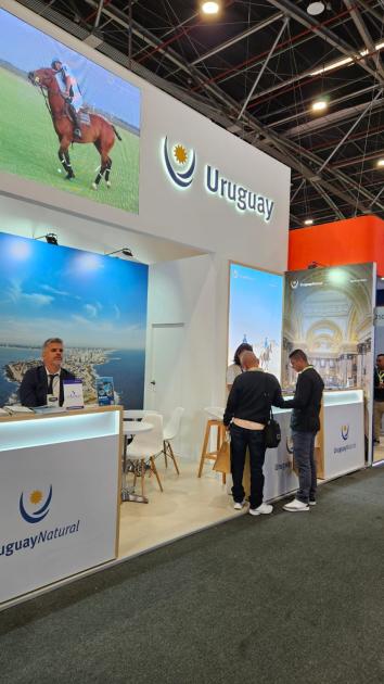 Uruguay se presentó en Vitrina Turística ANATO 2024 Uruguay se presentó en Vitrina Turística ANATO 2024