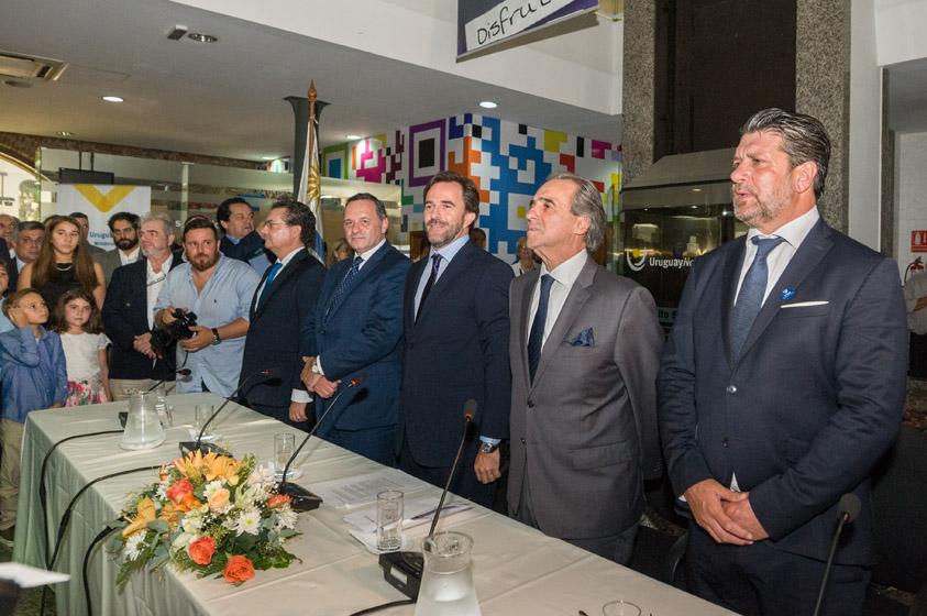 El Ministerio de Turismo presentó sus nuevas autoridades El Ministerio de Turismo presentó sus nuevas autoridades