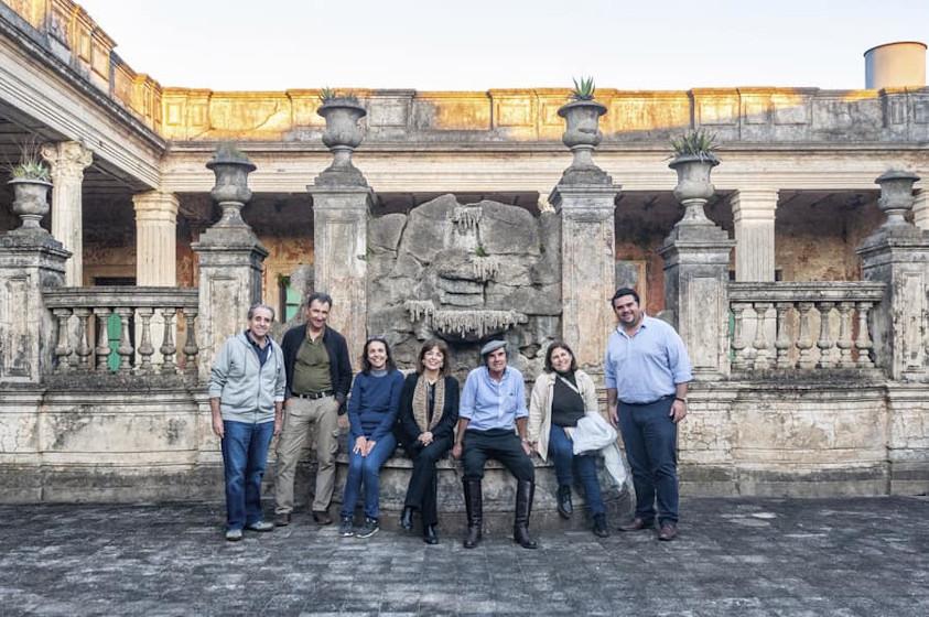Autoridades del MEC, MINTUR e Intendencia de Paysandú junto a la familia Morató, en Castillo Morató Autoridades del MEC, MINTUR e Intendencia de Paysandú junto a la familia Morató, en Castillo Morató