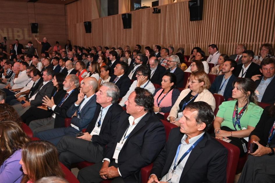 Presentación de la Guía de Inversiones “Tourism Doing Business – Invirtiendo en Uruguay” Presentación de la Guía de Inversiones “Tourism Doing Business – Invirtiendo en Uruguay”