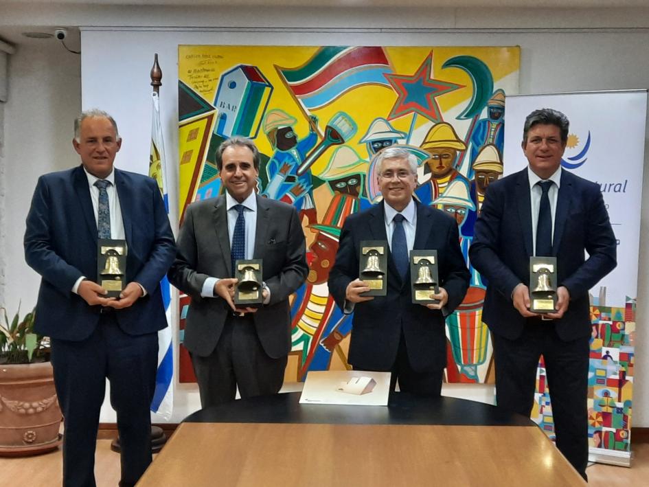 Ministerio de Turismo reconocido con cinco Campanas de Oro y un Effie de bronce Ministerio de Turismo reconocido con cinco Campanas de Oro y un Effie de bronce