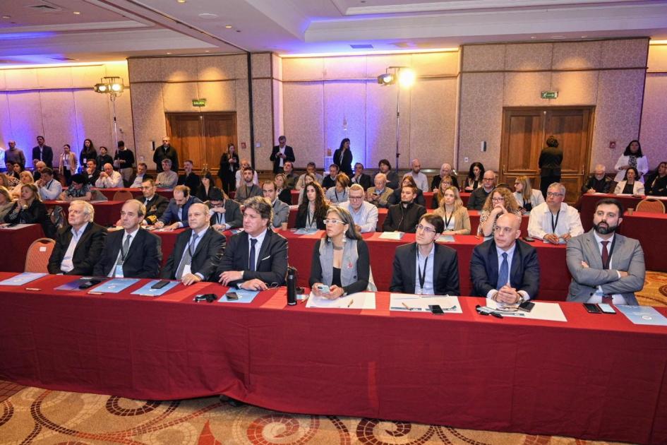 X Encuentro Regional de Cruceros y Turismo Fluvial X Encuentro Regional de Cruceros y Turismo Fluvial