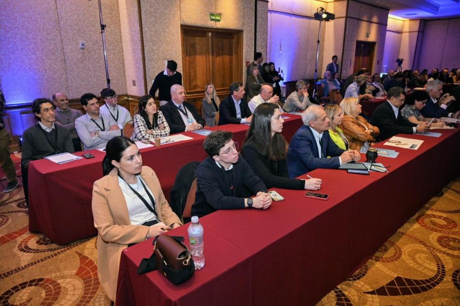 X Encuentro Regional de Cruceros y Turismo Fluvial X Encuentro Regional de Cruceros y Turismo Fluvial
