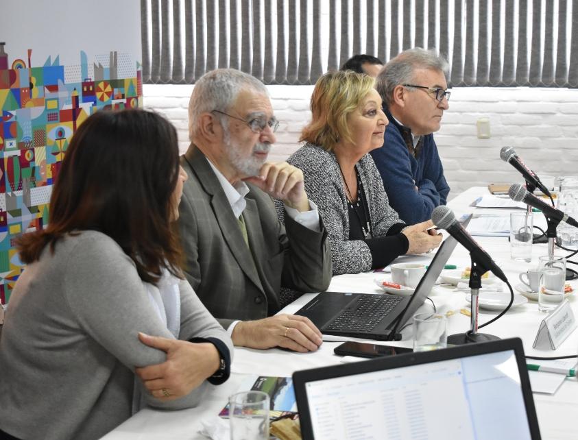Intercambio Presentación de las autoridades del Turismo