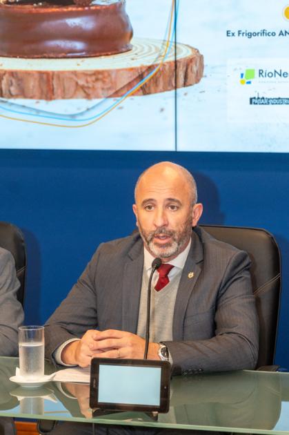 Ministro de Turismo, Eduardo Sanguinetti Ministro de Turismo, Eduardo Sanguinetti