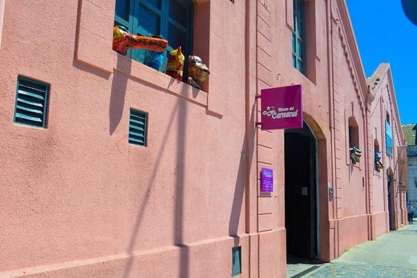 Entrada sala de espectáculos del Museo del Carnaval Entrada sala de espectáculos del Museo del Carnaval