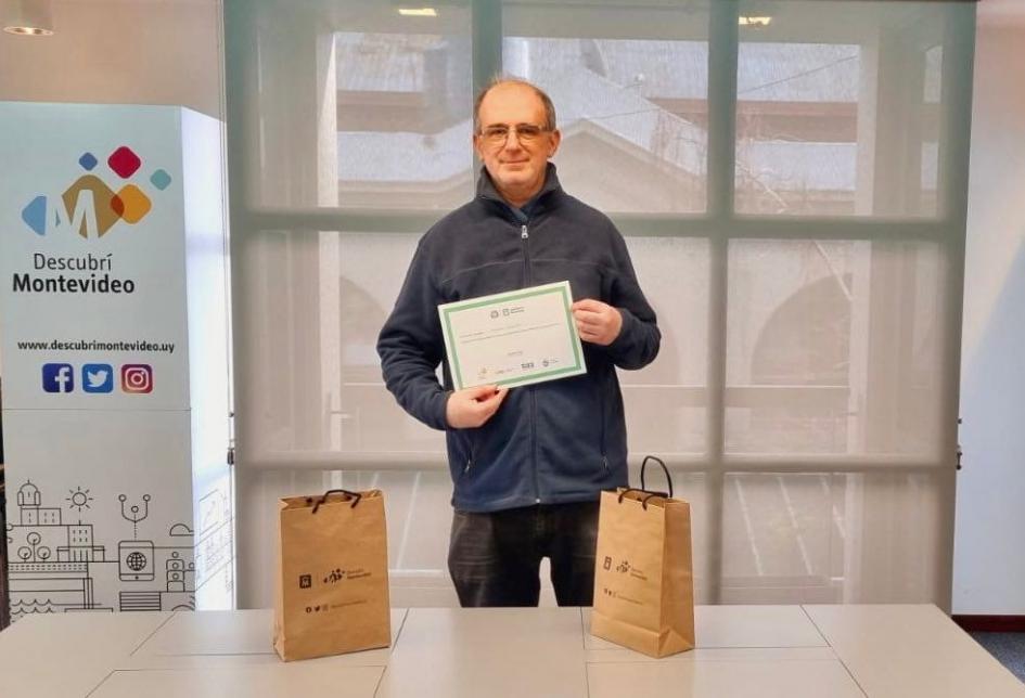 Entrega de premios del concurso fotográfico "Descubrí Montevideo en semana de turismo" Entrega de premios del concurso fotográfico "Descubrí Montevideo en semana de turismo"