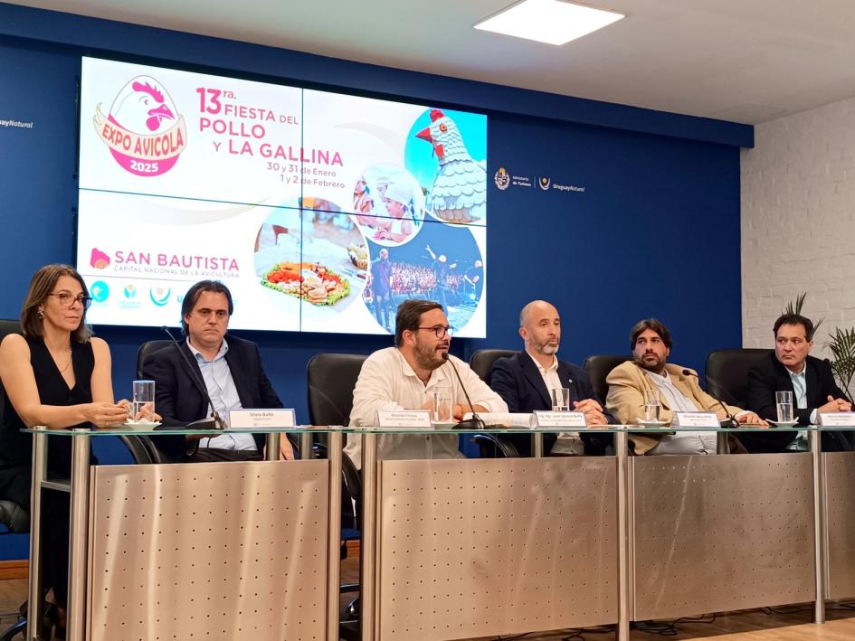 Lanzamiento de la Expo Avícola 2025 en el Ministerio de Turismo Lanzamiento de la Expo Avícola 2025 en el Ministerio de Turismo