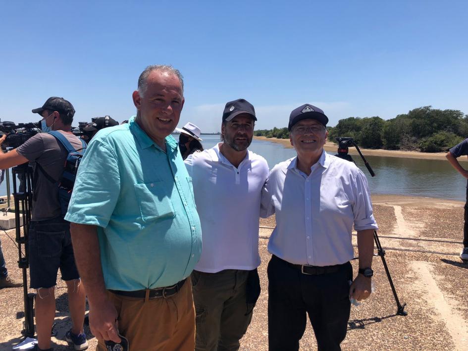 Presidente Luis Lacalle Pou, ministro de Turismo, Tabaré Viera, director nacional, Roque Baudean