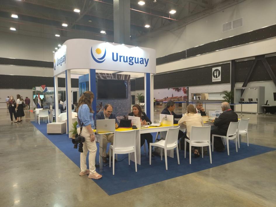 Stand de Uruguay en FIEXPO 2022, en Ciudad de Panamá