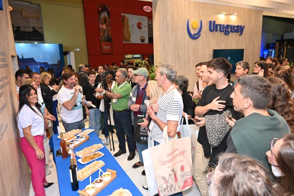 Uruguay presente en FIT con más de 250 operadores Uruguay presente en FIT con más de 250 operadores
