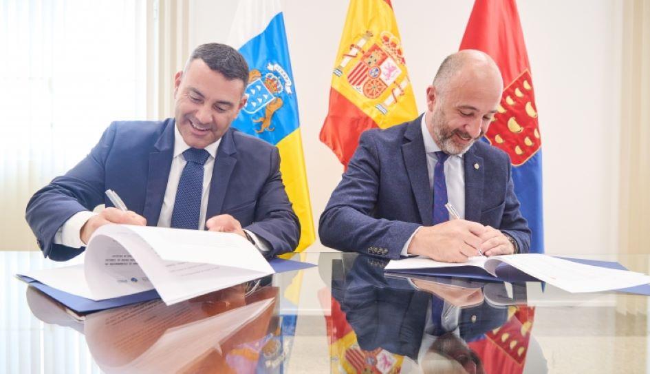 Uruguay y Lanzarote impulsan un protocolo para "el turismo sostenible, la cultura y la innovación" Uruguay y Lanzarote impulsan un protocolo para "el turismo sostenible, la cultura y la innovación"