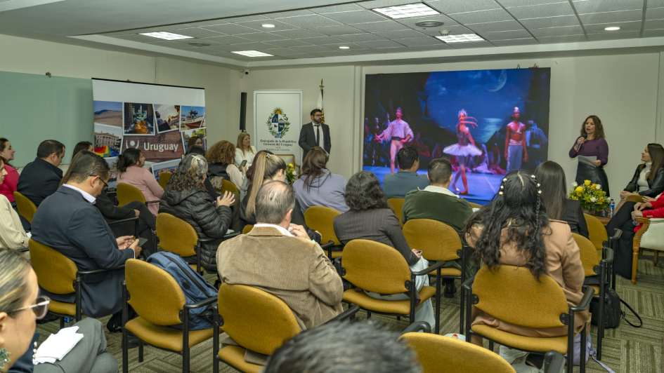 Accion Embajada de Uruguay en Colombia