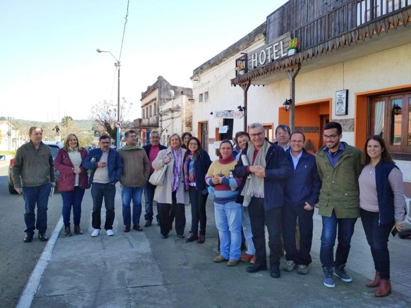 Recorrida por Minas de Corrales Recorrida por Minas de Corrales con las autoridades en el centro de la ciudad