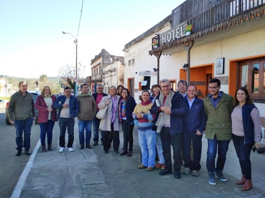 Recorrida por Minas de Corrales con las autoridades en el centro de la ciudad