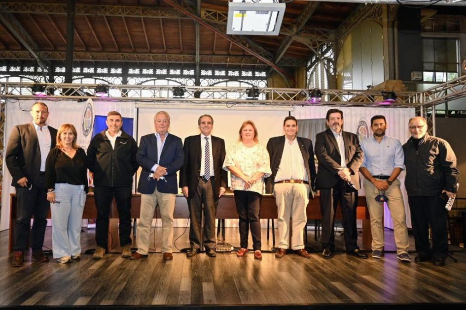 Lanzamiento Temporada Otoño - Invierno de la Región Centro Sur, en el Mercado Agrícola de Montevideo