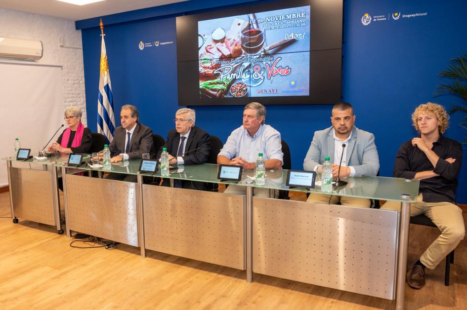 Lanzamiento del 1º Festival Regional de Parrillas y Vinos, en el Ministerio de Turismo Lanzamiento del 1º Festival Regional de Parrillas y Vinos, en el Ministerio de Turismo