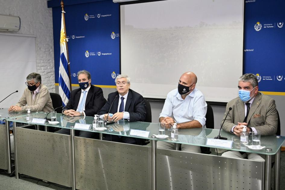 Lanzamiento de la Fiesta Nacional de la Vendimia, en el Ministerio de Turismo