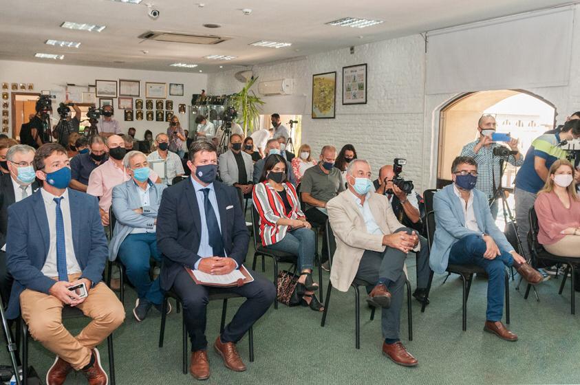 Lanzamiento Llamado de Expr. de Interés para desarrollar Hotel 5 Estrellas c/ Casino Priv. en Rocha Lanzamiento Llamado de Expr. de Interés para desarrollar Hotel 5 Estrellas c/ Casino Priv. en Rocha