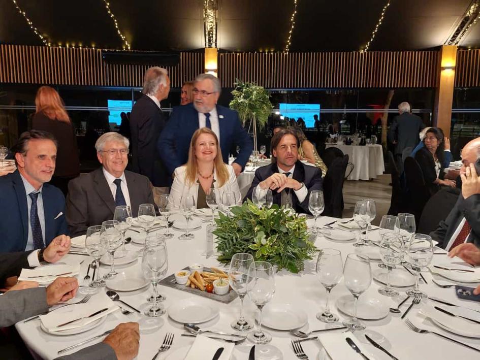 Mesa de autoridades en Cena Celebración por Día Mundial del Turismo, Chacra La Redención Mesa de autoridades en Cena Celebración por Día Mundial del Turismo, Chacra La Redención