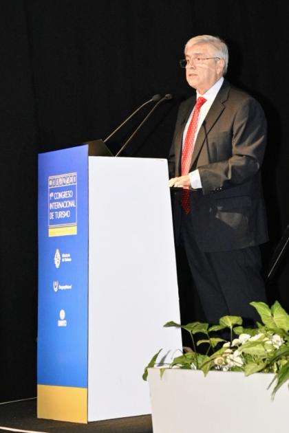 Ministro de Turismo, Tabaré Viera, en apertura del 1º Congreso Internacional del Turismo 