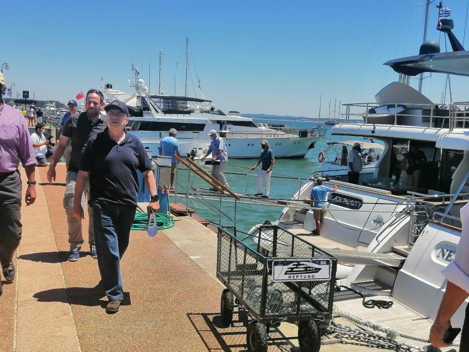 Ministro de Turismo, Tabaré Viera, en Puerto de Punta del Este