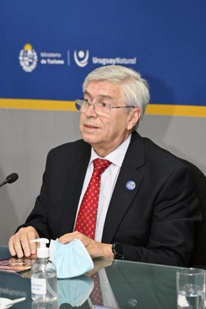 Ministro de Turismo, Tabaré Viera