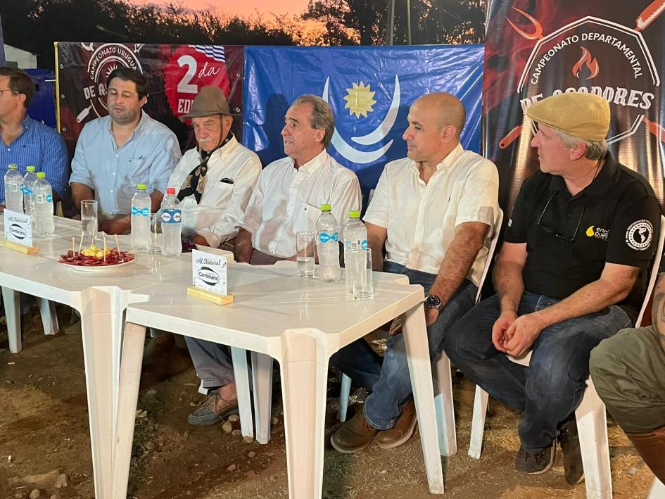 Presentación del Campeonato Nacional de Asadores, que tendrá lugar el 12 de noviembre en Tacuarembó