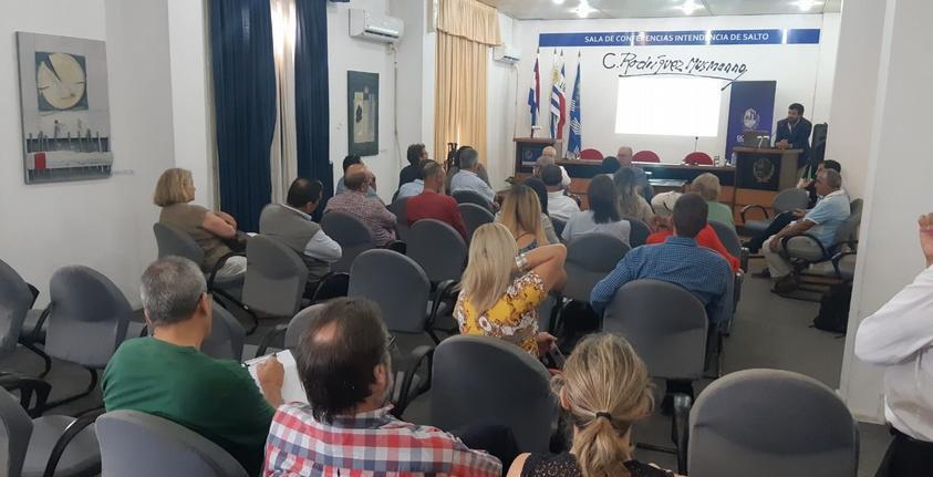 Presentación de estudio sobre saneamiento en Termas del Daymán