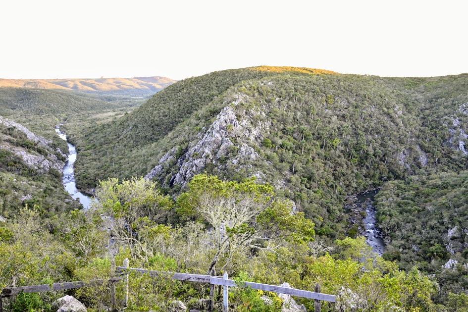 Quebrada de los Cuervos y Sierras del Yerbal, Treinta y Tres