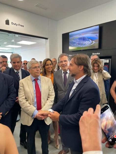 Se inauguró el Aeropuerto Internacional de Rivera con el anuncio de vuelos de la aerolínea Azul Se inauguró el Aeropuerto Internacional de Rivera con el anuncio de vuelos de la aerolínea Azul