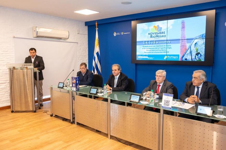 El Intendente Lafluf resaltó la importancia del evento para Río Negro El Intendente Lafluf resaltó la importancia del evento para Río Negro