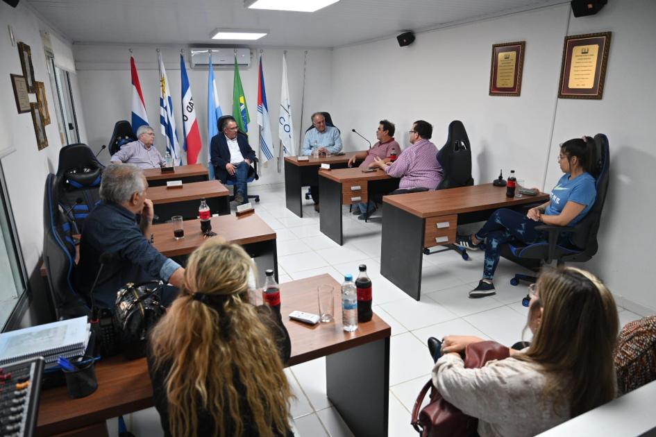 Reunión con Liga de Escuelas de Samba de Bella Unión. Reunión con Liga de Escuelas de Samba de Bella Unión.