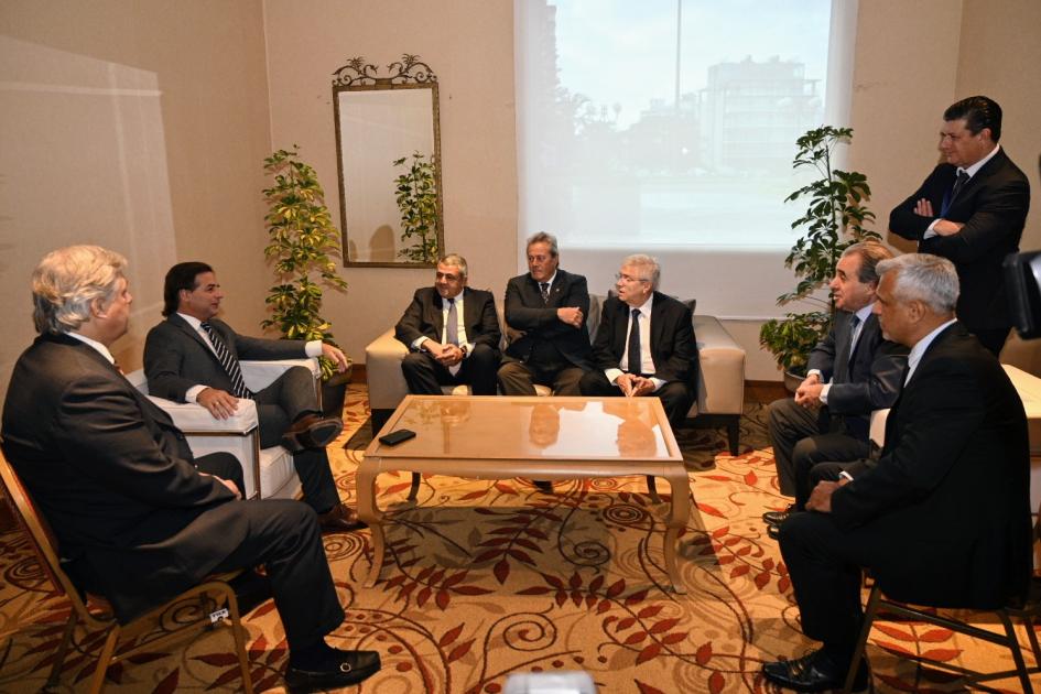 Reunión del presidente Lacalle Pou con canciller F. Bustillo, autoridades del MINTUR, OMT e Intendencia de Maldonado Reunión del pte. Lacalle Pou con canciller F. Bustillo, autoridades del MINTUR, OMT e Int. Maldonado