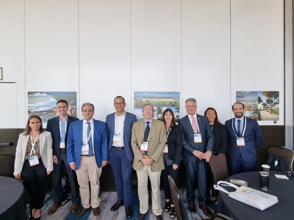 Reunión de la delegación de Uruguay con Royal Caribbean, en Seatrade Cruise Global 2022 Reunión de la delegación de Uruguay con Royal Caribbean, en Seatrade Cruise Global 2022