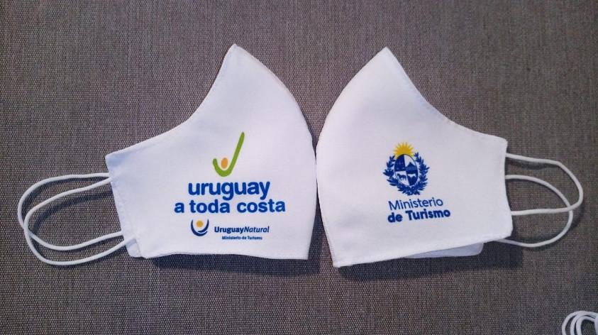 Tapabocas del Programa Uruguay a Toda Costa del Ministerio de Turismo