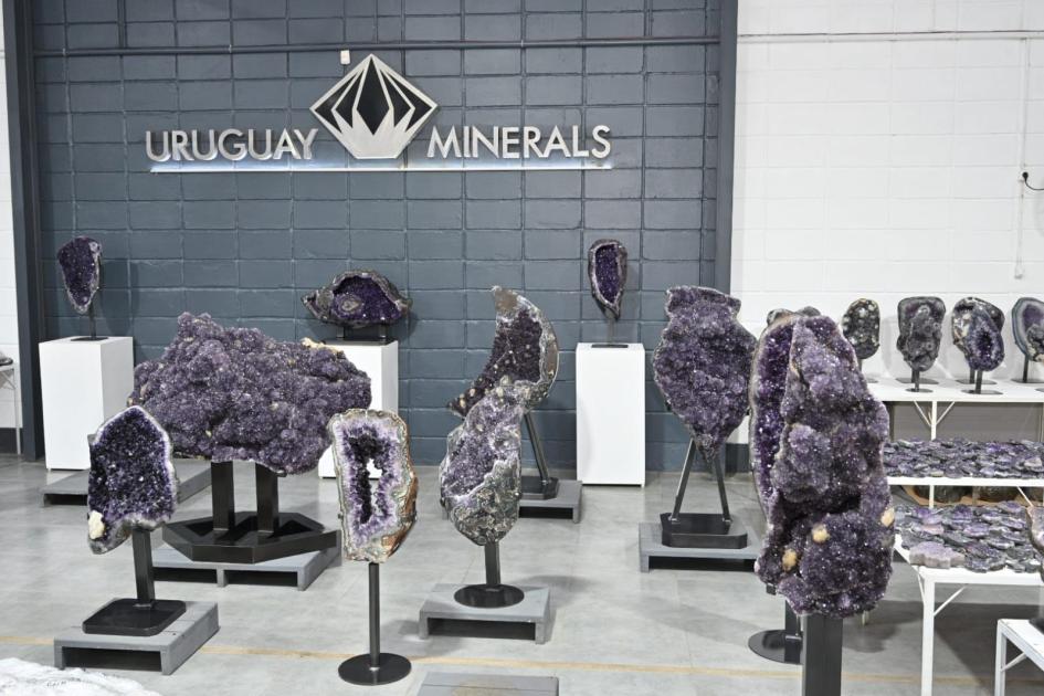 Visita a la fábrica Uruguay Minerals, emprendimiento del depto. de Artigas vinculado a la minería 