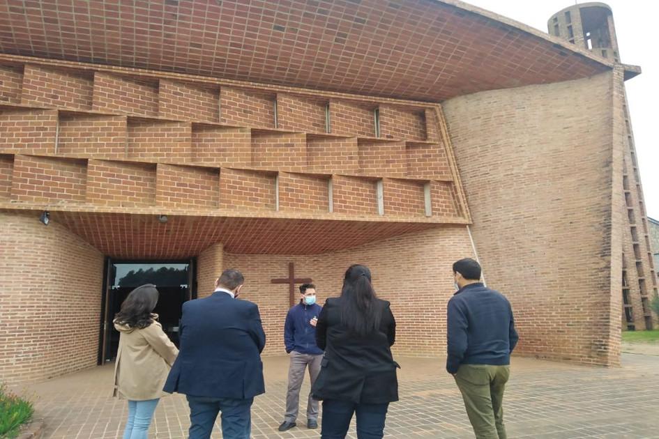 Visita a Parroquia Cristo Obrero en Estación Atlántida, declarada por UNESCO Patrimonio Mundial de la Humanidad Visita a Parroquia Cristo Obrero, declarada por UNESCO Patrimonio Mundial de la Humanidad