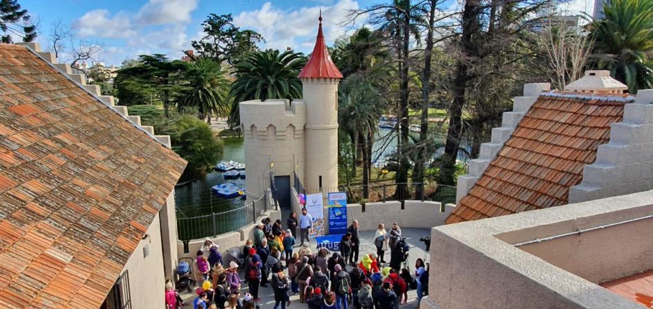 Presentación de la Guía Vacaciones en Familia en Uruguay Vista área desde el Castillo del Parque Rodó