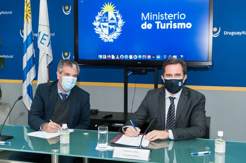 Ministro Germán Cardoso y Pte. de ANP, Juan Curbelo firman el comodato por la actual sede del Mintur Ministro Germán Cardoso y Pte. de ANP, Juan Curbelo firman el comodato por la actual sede del Mintur