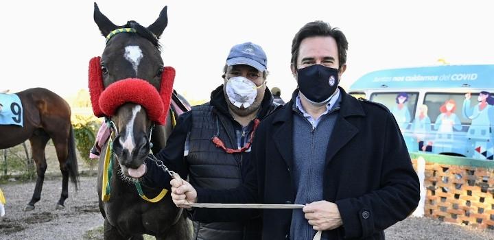 Ministro de Turismo, Germán Cardoso, en Hipódromo Parque Irineo Leguisamo de Florida